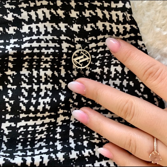 NWT blouse - Picture 2 of 5